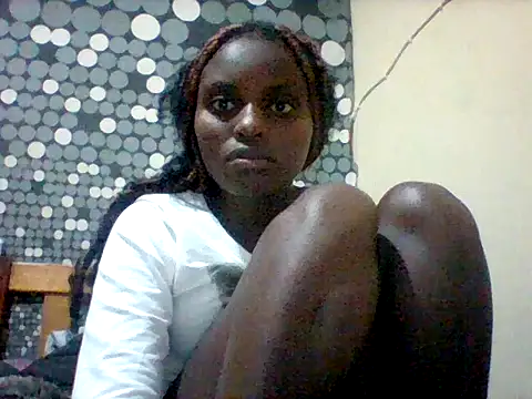 Snapshot of liligal chatting on 06.19.26 liligal online show from 06.19.26