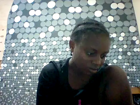 Snapshot of liligal chatting on 07.04.26 liligal online show from 07.04.26