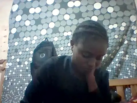 Snapshot of liligal chatting on 07.05.26 liligal online show from 07.05.26