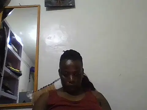 Snapshot of yourdreamgirlT chatting on 06.08.26 yourdreamgirlT online show from 06.08.26