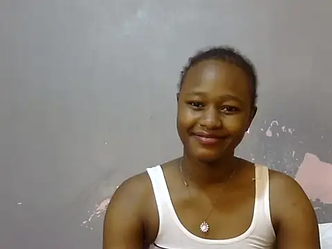 Snapshot of Petite_Ebony10 chatting on 06.19.26 Petite Ebony10 online show from 06.19.26