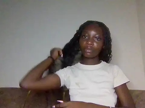 Snapshot of miss_petite0 chatting on 06.15.26 miss petite0 online show from 06.15.26