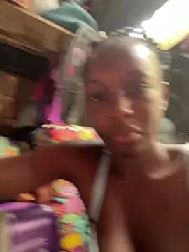 SassyPaulette online show from 07.19.26