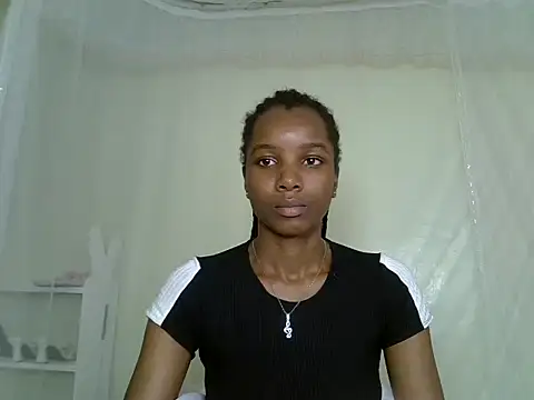 Snapshot of Sexy_vylsa chatting on 06.13.26 Sexy vylsa online show from 06.13.26