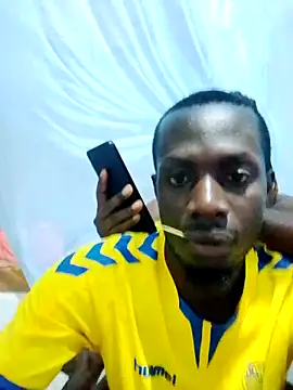 Snapshot of Lawal-Briana chatting on 05.28.26 Lawal-Briana online show from 05.28.26