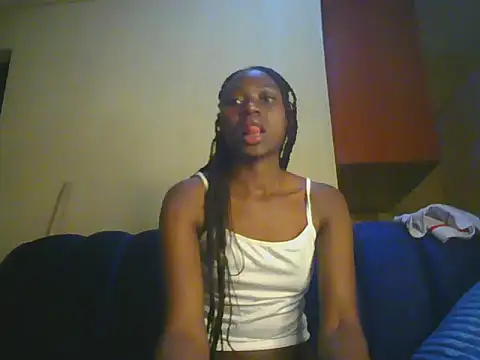 Snapshot of Preetygirlyz chatting on 07.13.26 Preetygirlyz online show from 07.13.26