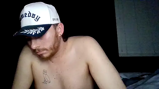 Snapshot of Tallhungcloudyyy chatting on 06.18.26 Tallhungcloudyyy online show from 06.18.26