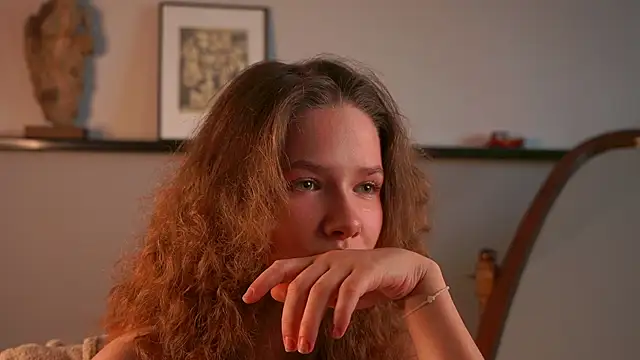 Snapshot of TatianaCichocki chatting on 07.24.26 TatianaCichocki online show from 07.24.26