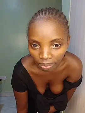 Alianamilly0 online show from 05.17.26