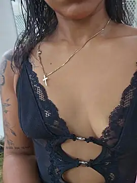 Snapshot of Andra_Barcelo chatting on 05.30.26 Andra Barcelo online show from 05.30.26