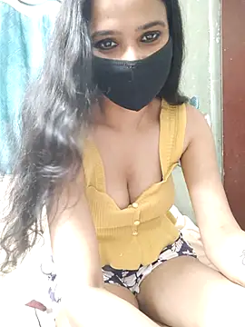 Amrita Thakur01 online show from 06.04.26