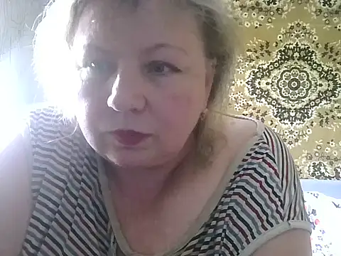 Snapshot of LediMelissa chatting on 05.18.26 LediMelissa online show from 05.18.26