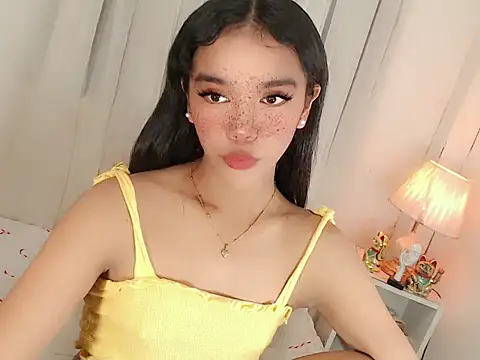 Snapshot of Nozomi_Wu chatting on 06.18.26 Nozomi Wu online show from 06.18.26