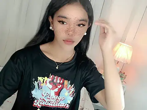 Snapshot of Nozomi_Wu chatting on 06.23.26 Nozomi Wu online show from 06.23.26