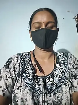 Snapshot of madhushree143 chatting on 06.16.26 madhushree143 online show from 06.16.26