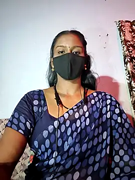 Snapshot of madhushree143 chatting on 07.10.26 madhushree143 online show from 07.10.26