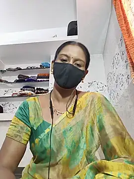 Snapshot of madhushree143 chatting on 07.17.26 madhushree143 online show from 07.17.26