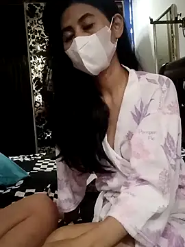 Snapshot of Alisaa0716 chatting on 05.18.26 Alisaa0716 online show from 05.18.26