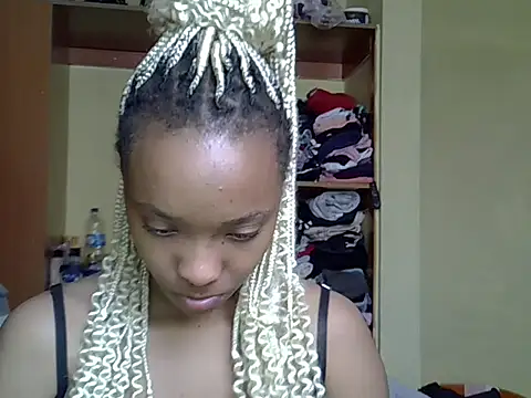 pretty jazminee1 online show from 05.19.26