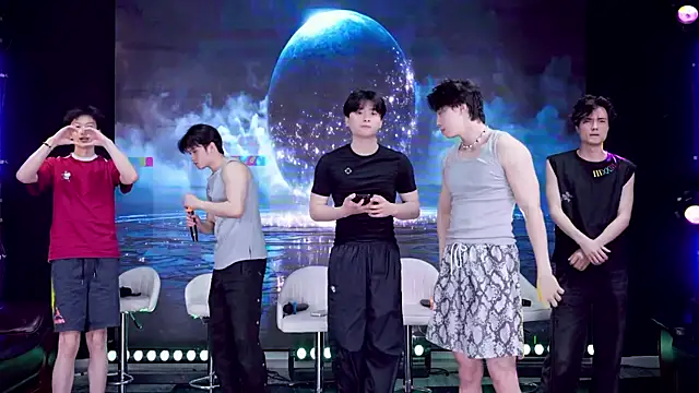 XT-YYDS-001 online show from 06.08.26