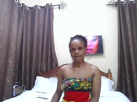 Snapshot of Fine_babe chatting on 05.18.26 Fine babe online show from 05.18.26