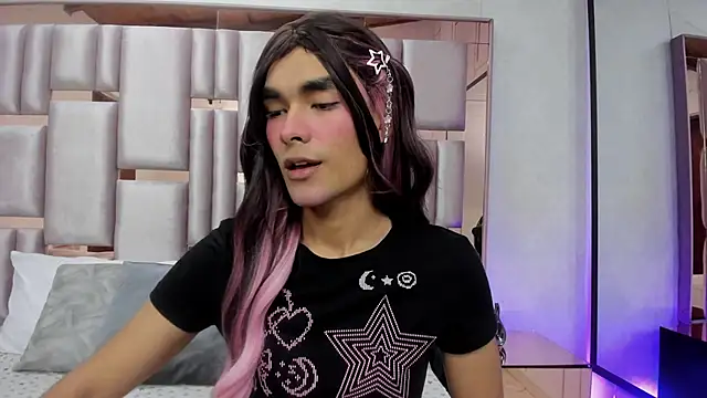 Snapshot of MiaBuny chatting on 06.06.26 MiaBuny online show from 06.06.26