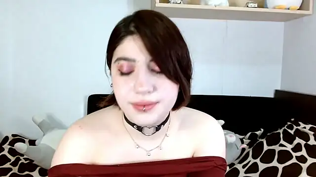 Snapshot of Oriana_secret chatting on 06.27.26 Oriana secret online show from 06.27.26