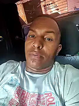 luis391986 online show from 05.18.26
