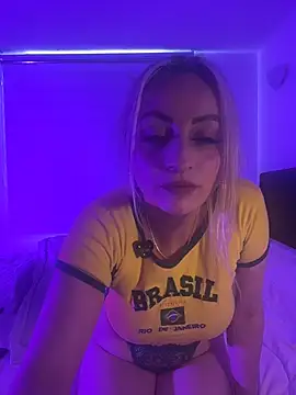 Snapshot of bulma- chatting on 05.19.26 bulma- online show from 05.19.26