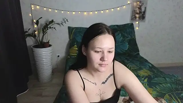 Snapshot of Tori_cute chatting on 06.05.26 Tori cute online show from 06.05.26