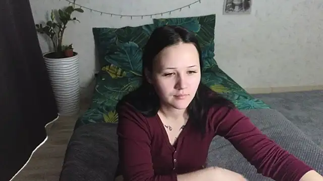 Snapshot of Tori_cute chatting on 06.16.26 Tori cute online show from 06.16.26