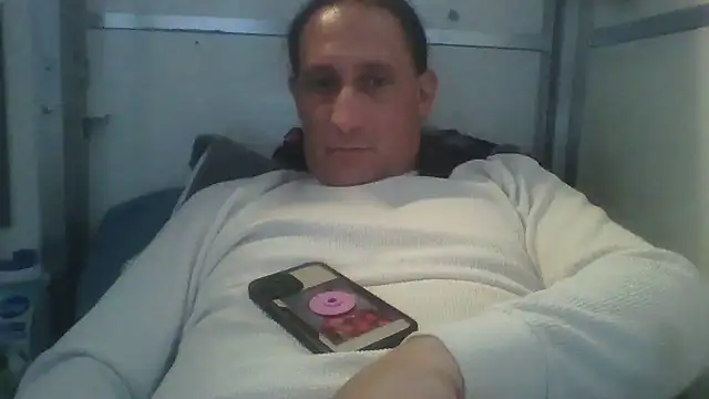 Snapshot of brazybooty92 chatting on 06.08.26 brazybooty92 online show from 06.08.26