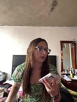 Snapshot of aria_rousse3 chatting on 05.21.26 aria rousse3 online show from 05.21.26