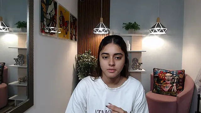 Snapshot of _Lucy_Grey_ chatting on 06.05.26 Lucy Grey online show from 06.05.26