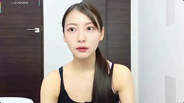 Snapshot of x-Ami-x chatting on 07.18.26 x-Ami-x online show from 07.18.26