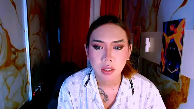 Snapshot of empressqueen_zoe chatting on 06.10.26 empressqueen zoe online show from 06.10.26