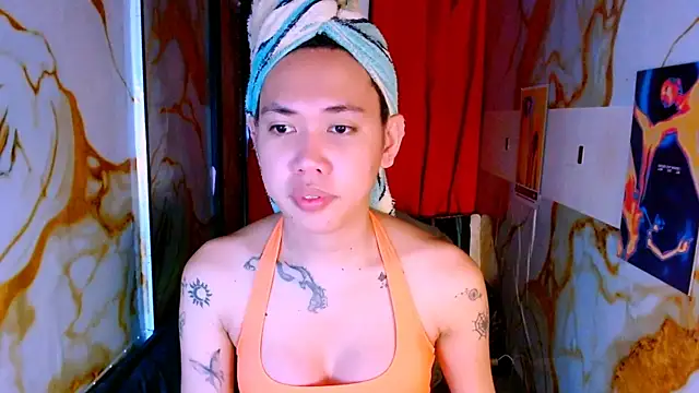 Snapshot of empressqueen_zoe chatting on 06.26.26 empressqueen zoe online show from 06.26.26