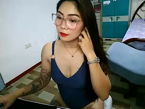 Snapshot of Sexynica chatting on 05.27.26 Sexynica online show from 05.27.26