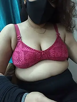 Snapshot of kavyabhabhi chatting on 06.19.26 kavyabhabhi online show from 06.19.26