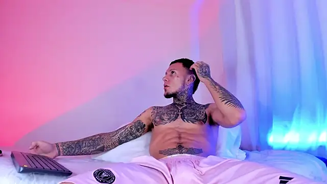  Kevin xxx online show from 03.19.25