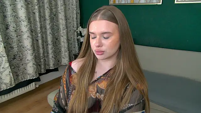 Snapshot of MishaRuss chatting on 05.30.26 MishaRuss online show from 05.30.26