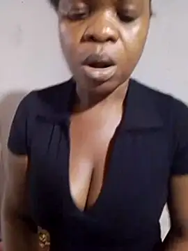 Snapshot of Teecheaa chatting on 06.17.26 Teecheaa online show from 06.17.26