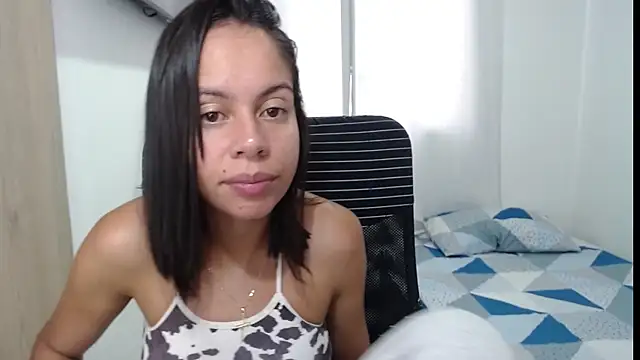Snapshot of Valeria_Santos_ chatting on 06.10.26 Valeria Santos online show from 06.10.26