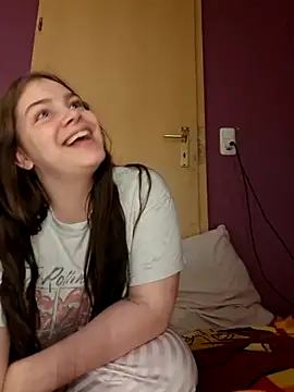 BellaHoneyy online show from 05.25.26