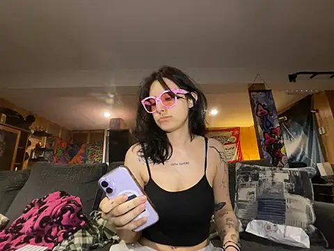 Snapshot of B4BYJINX chatting on 06.03.26 B4BYJINX online show from 06.03.26