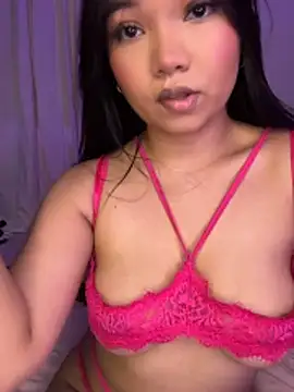 Snapshot of maria_lunag chatting on 06.19.26 maria lunag online show from 06.19.26