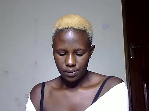 Snapshot of hot_desire2 chatting on 07.15.26 hot desire2 online show from 07.15.26