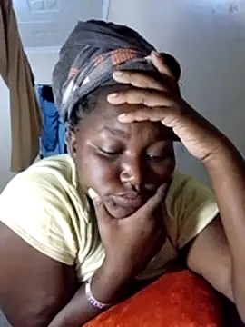 Snapshot of Cute-mish chatting on 07.03.26 Cute-mish online show from 07.03.26