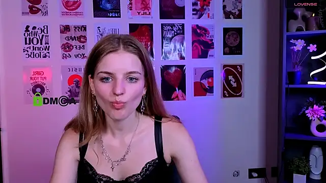Snapshot of prettyamyyy chatting on 07.12.26 prettyamyyy online show from 07.12.26