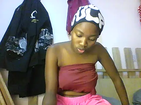 Snapshot of aliana082169 chatting on 05.26.26 aliana082169 online show from 05.26.26